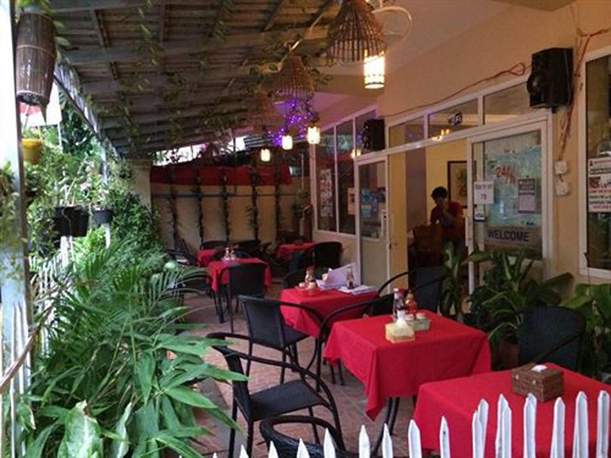 Homeland Guesthouse Phnom Penh Exterior foto